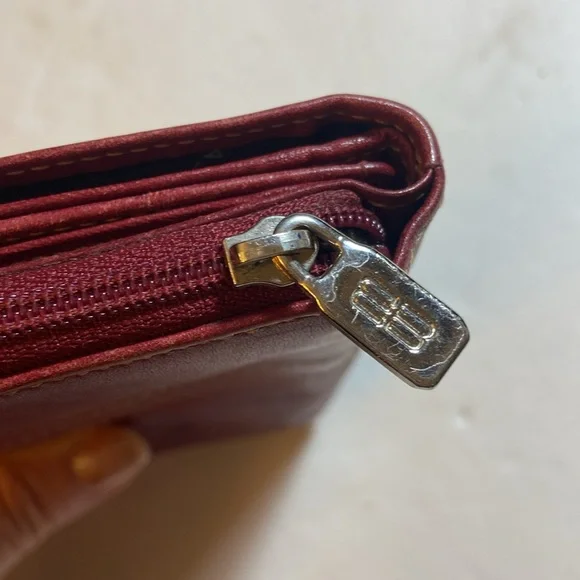 VTG Balenciaga Paris Cherry Red Leather Bifold Walllet Snap Zipper Closures - Picture 9 of 11